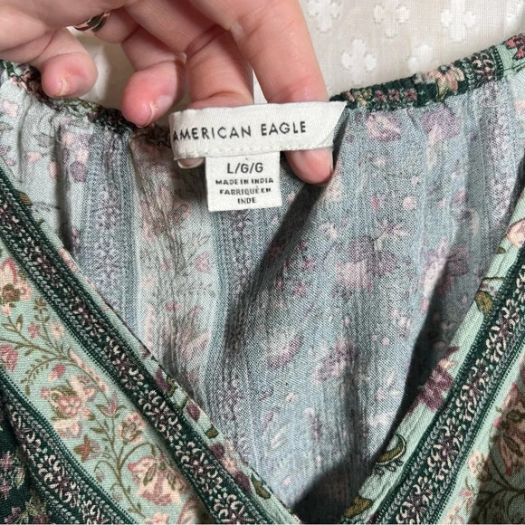 American Eagle‎ Green Blue Floral Tie Front Balloon Sleeve Top - Picture 2 of 5